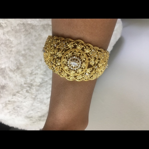 HSN Adrienne Custom Earring Necklace Bracelet Set - Picture 11 of 16